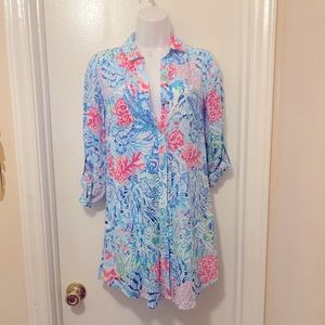 Cute Lilly Pulitzer Blouse/dress with matching card case